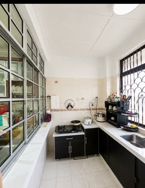 Rumah Teres 1.5 Tingkat untuk Dijual di Taman Rinting (Masai) - Jaz Chow - PropertyGuru.com.my