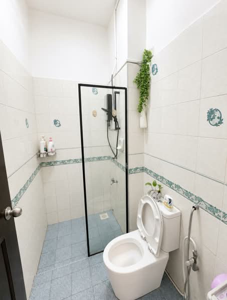 Rumah Teres 1.5 Tingkat untuk Dijual di Taman Rinting (Masai) - Jaz Chow - PropertyGuru.com.my