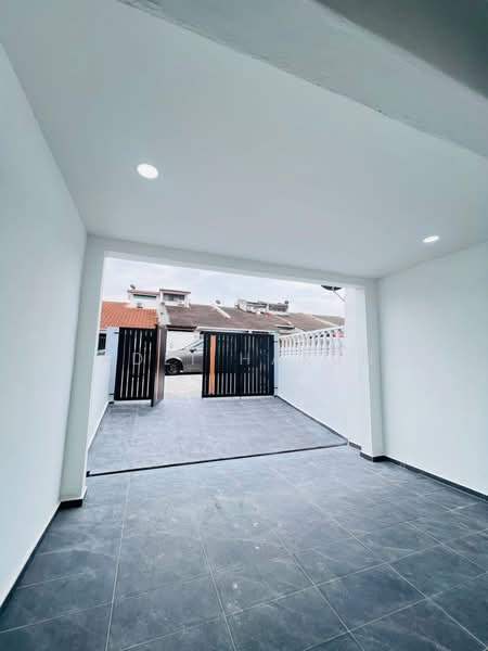 2-storey Terraced House for Sale in Taman Munshi Ibrahim (Tampoi) - Adli Harun - PropertyGuru.com.my