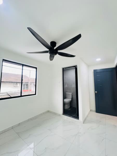 2-storey Terraced House for Sale in Taman Munshi Ibrahim (Tampoi) - Adli Harun - PropertyGuru.com.my