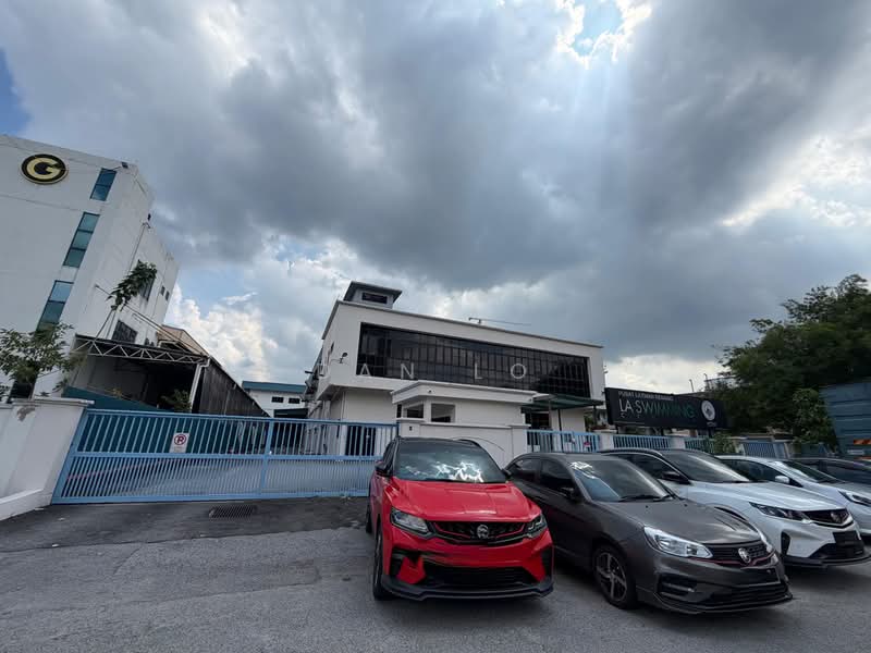 Kilang untuk Dijual di Bukit Kinrara Industrial Park (Puchong) - Dan Lo - Exterior - PropertyGuru.com.my