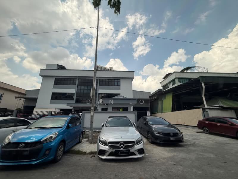 Kilang untuk Dijual di Bukit Kinrara Industrial Park (Puchong) - Dan Lo - Exterior - PropertyGuru.com.my