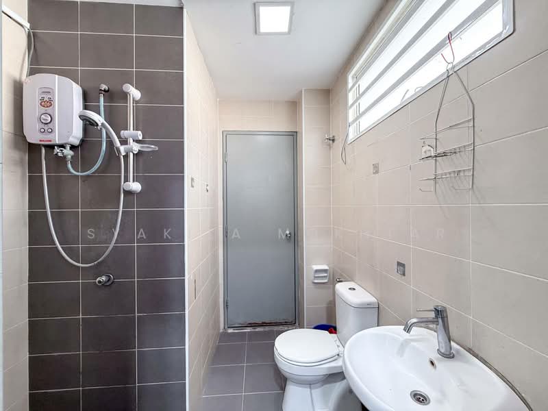 2-storey Terraced House for Sale in TTDI Grove (Kajang) - Syakila Mokhtar - Bathroom - PropertyGuru.com.my