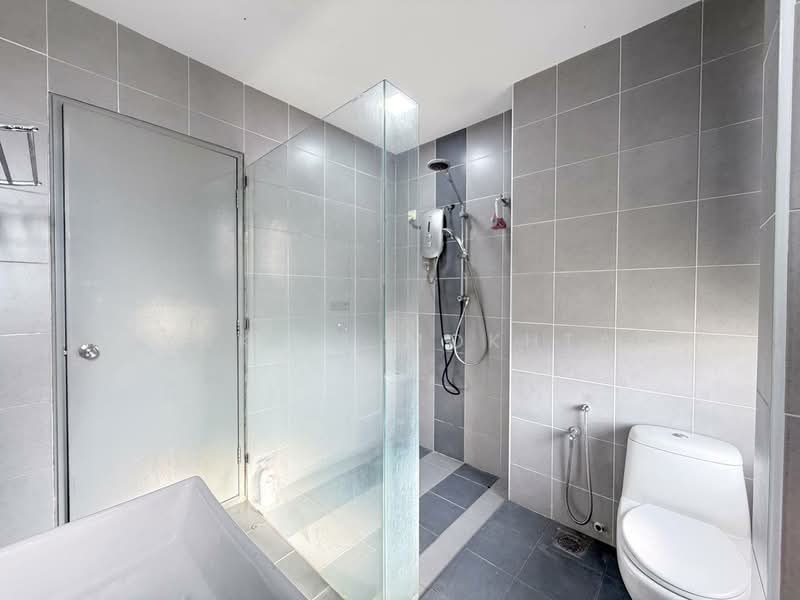 2-storey Terraced House for Sale in TTDI Grove (Kajang) - Syakila Mokhtar - Bathroom - PropertyGuru.com.my