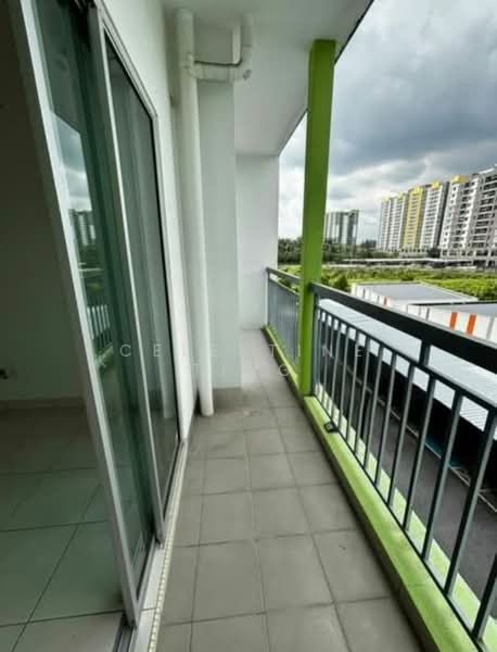 Pangsapuri untuk Dijual di Suria Mewah Residensi - Celestine Ting - Balcony - PropertyGuru.com.my