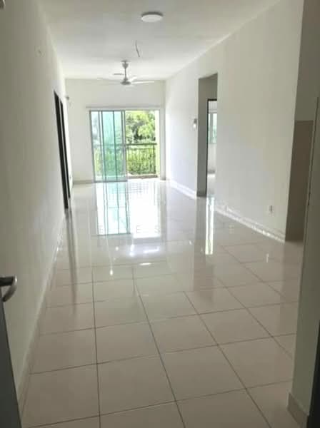 Pangsapuri untuk Dijual di Suria Mewah Residensi - Celestine Ting - Living Room - PropertyGuru.com.my