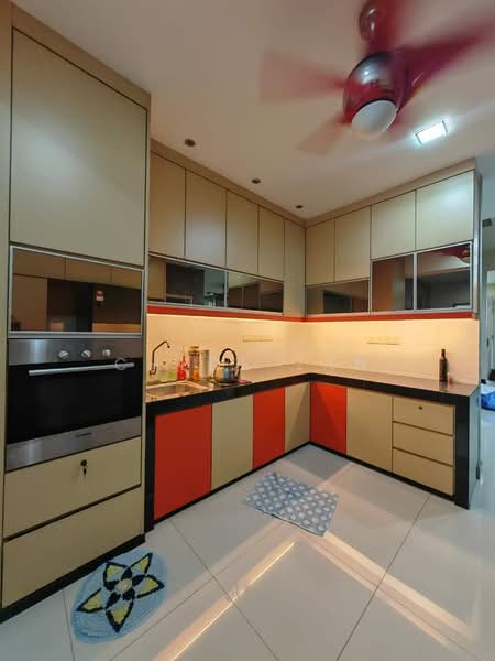 Rumah Teres 2 Tingkat untuk Dijual di Kemuning Utama (Shah Alam) - Chloe Tan - Kitchen - PropertyGuru.com.my