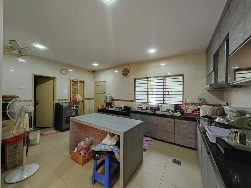 Rumah Teres 2 Tingkat untuk Dijual di Kemuning Utama (Shah Alam) - Chloe Tan - Kitchen - PropertyGuru.com.my