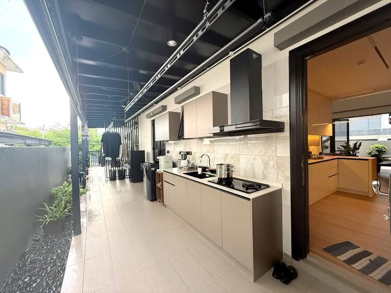 Bungalow for Sale in USJ Heights (Subang Jaya) - Akmal Adam - Kitchen - PropertyGuru.com.my