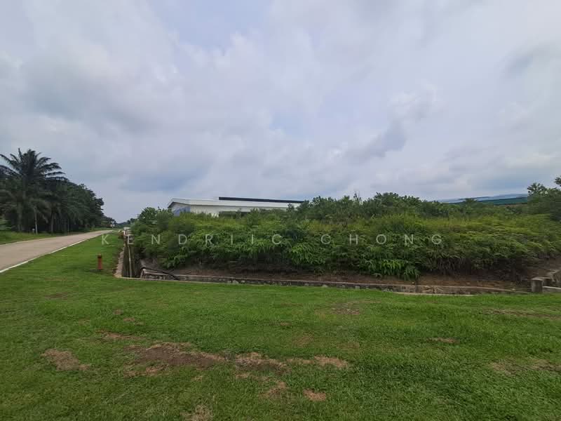 Tanah Perindustrian untuk Dijual di Kota Tinggi (Johor) - Kendriic Chong - Exterior - PropertyGuru.com.my