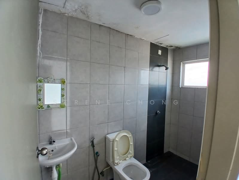 Kondominium untuk Disewa di Puncak 7 - Serene Chong - Bathroom - PropertyGuru.com.my