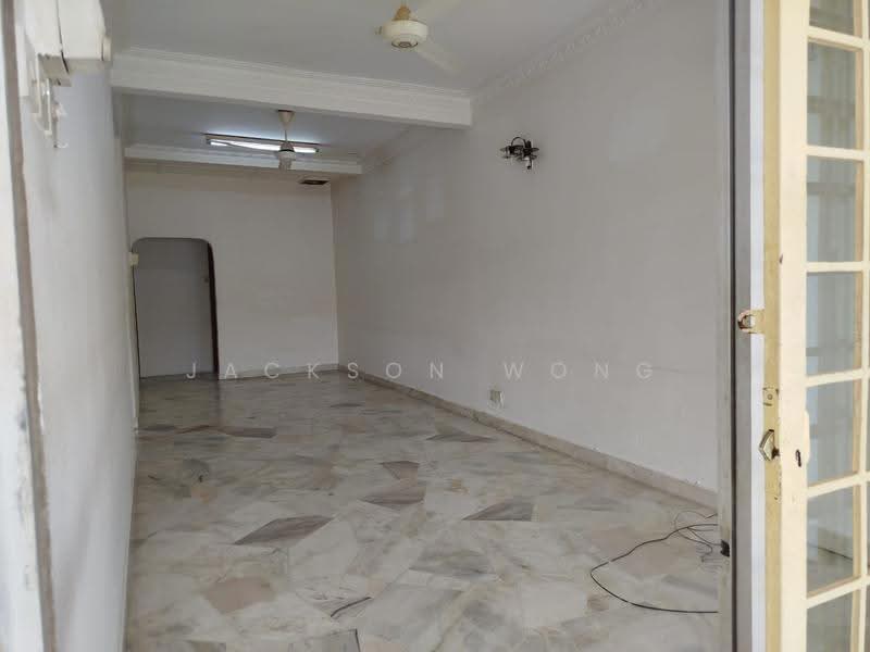 1-storey Terraced House for Sale in Seksyen 2, Taman Kinrara (Puchong) - Jackson Wong - Interior - PropertyGuru.com.my