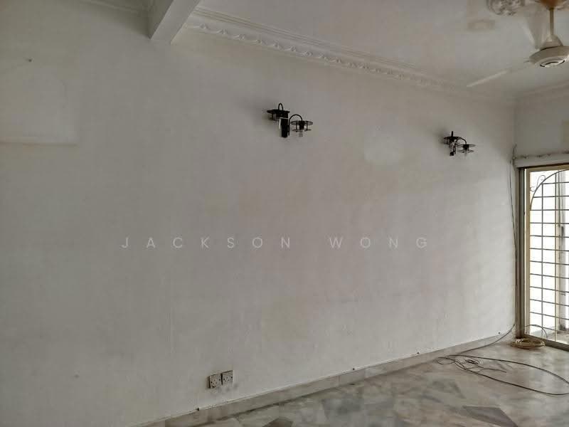 1-storey Terraced House for Sale in Seksyen 2, Taman Kinrara (Puchong) - Jackson Wong - Interior - PropertyGuru.com.my
