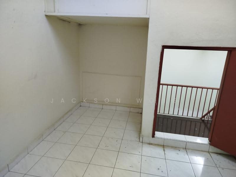 1-storey Terraced House for Sale in Seksyen 2, Taman Kinrara (Puchong) - Jackson Wong - Interior - PropertyGuru.com.my