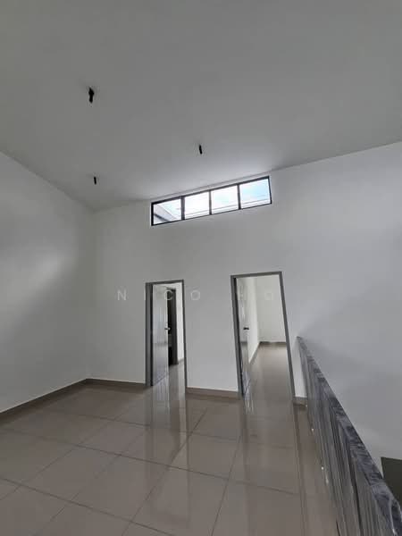 Rumah Teres 2 Tingkat untuk Dijual di Taman Ponderosa (Johor Bahru) - Nico Ho - Corridor - PropertyGuru.com.my