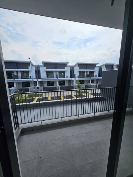 Rumah Teres 2 Tingkat untuk Dijual di Taman Ponderosa (Johor Bahru) - Nico Ho - Exterior - PropertyGuru.com.my