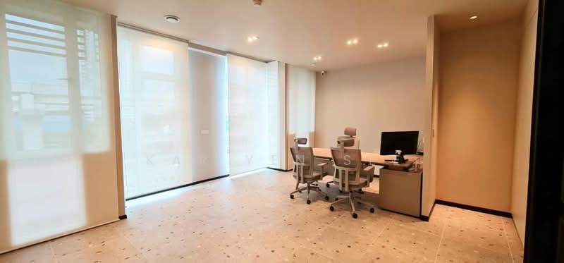 Kedai / Pejabat untuk Disewa di Kampung Sungai Kayu Ara (Petaling Jaya) - Kar Yen See - Interior - PropertyGuru.com.my