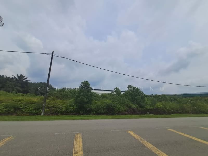 Tanah Perindustrian untuk Dijual di Kota Tinggi (Johor) - Kendriic Chong - Exterior - PropertyGuru.com.my