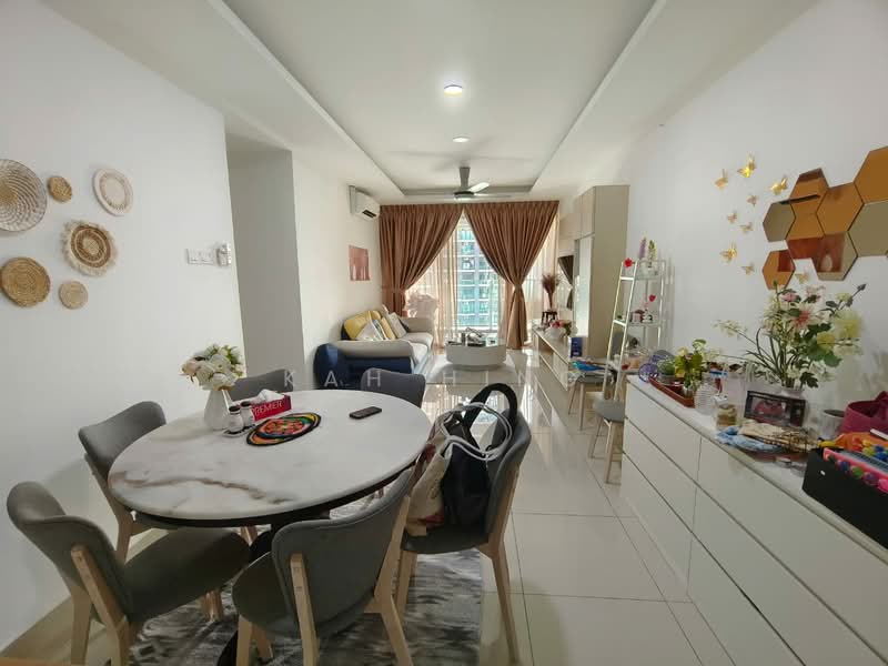Servis Apartment untuk Disewa di Maxim Residences - Kah Hing - Living Room - PropertyGuru.com.my