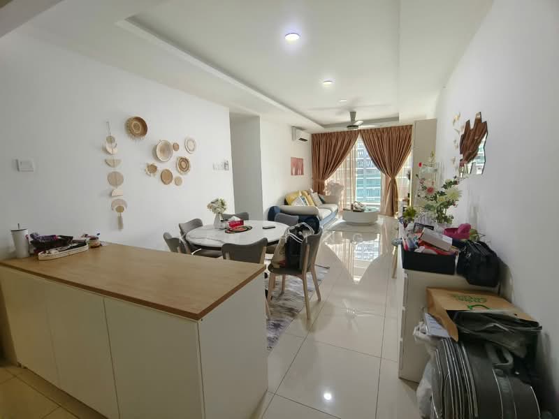 Servis Apartment untuk Disewa di Maxim Residences - Kah Hing - Living Room - PropertyGuru.com.my