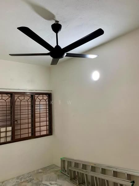 Rumah Teres 2 Tingkat untuk Disewa di Taman Serdang Raya (Seri Kembangan) - Kew . - Interior - PropertyGuru.com.my