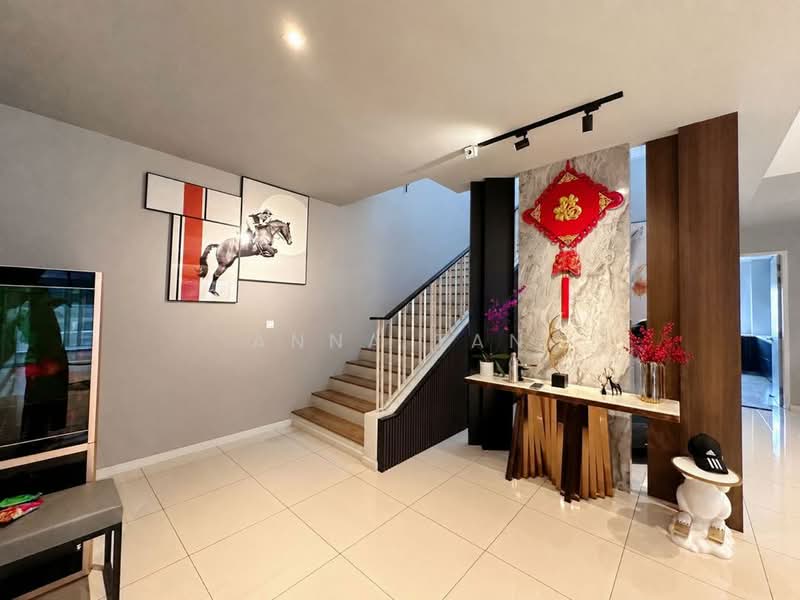 Semi-Detached House for Rent in Kota Kemuning (Shah Alam) - Anna Tan - Entrance - PropertyGuru.com.my