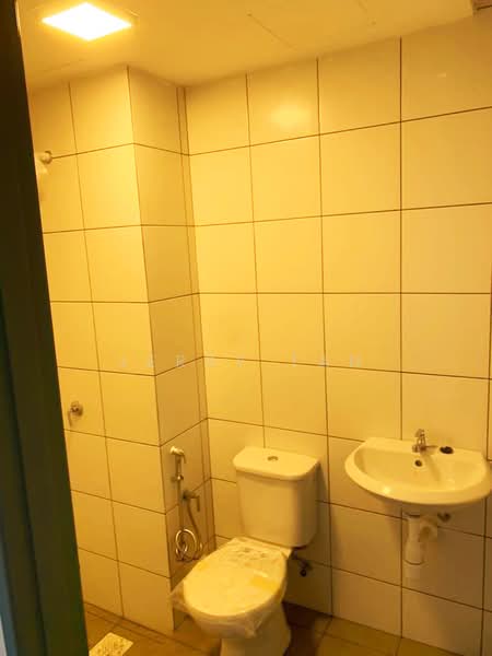 Servis Apartment untuk Disewa di The Stone - Jerry Tan - Bathroom - PropertyGuru.com.my