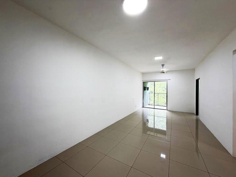 Kediaman Servis untuk Disewa di The Stone - Jerry Tan - Living Room - PropertyGuru.com.my
