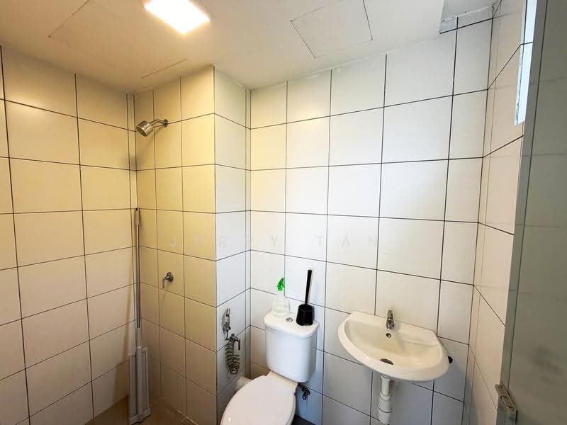 Kediaman Servis untuk Disewa di The Stone - Jerry Tan - Bathroom - PropertyGuru.com.my