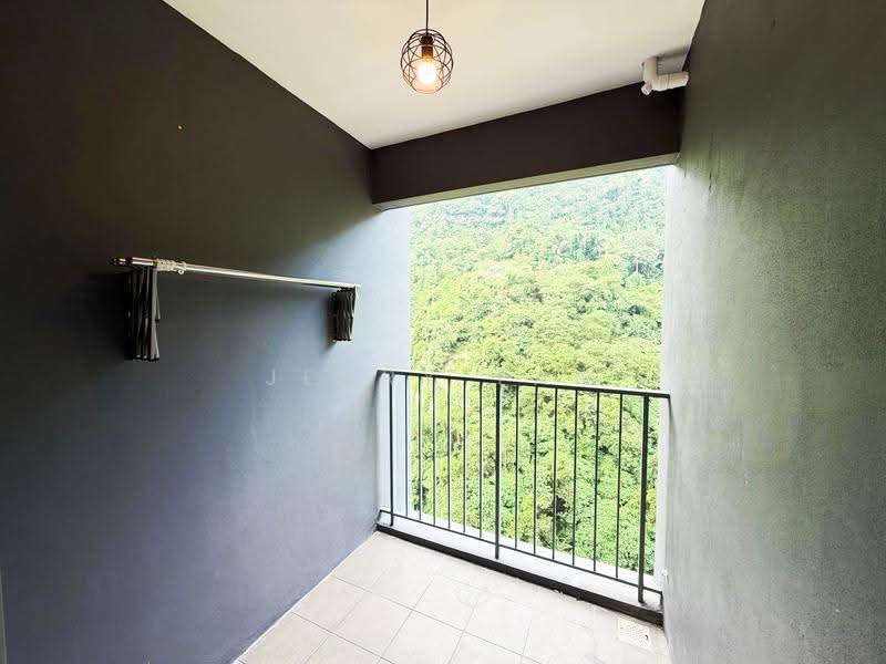 Kediaman Servis untuk Disewa di The Stone - Jerry Tan - Balcony - PropertyGuru.com.my