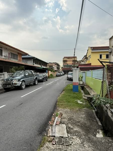 Terraced House for Sale in Jinjang Utara (Jinjang) - Wei Keat Gan - Exterior - PropertyGuru.com.my