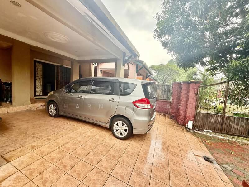 2-storey Terraced House for Sale in Bukit Jelutong (Shah Alam) - muharni sawarin - Exterior - PropertyGuru.com.my