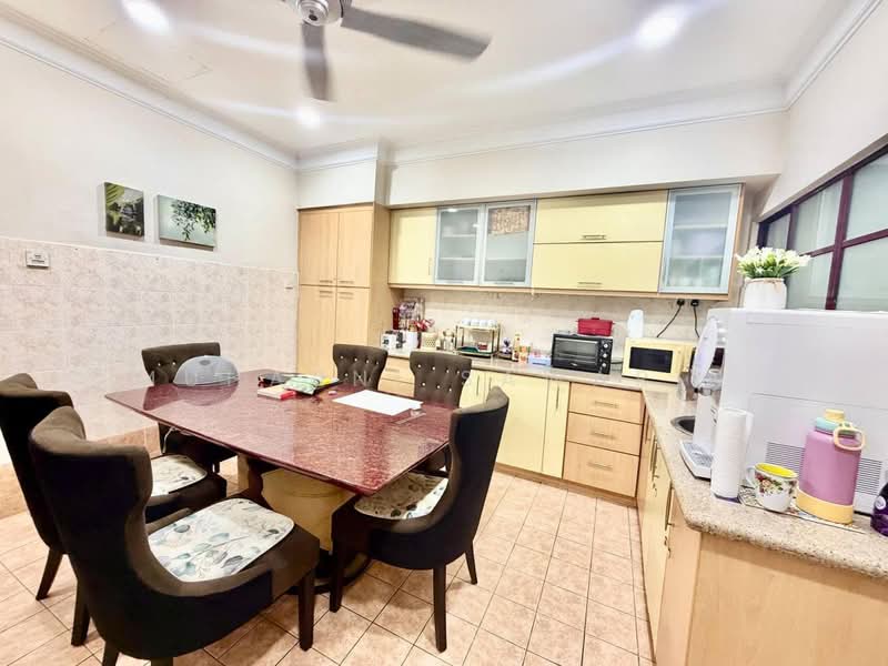 2-storey Terraced House for Sale in Bukit Jelutong (Shah Alam) - muharni sawarin - PropertyGuru.com.my
