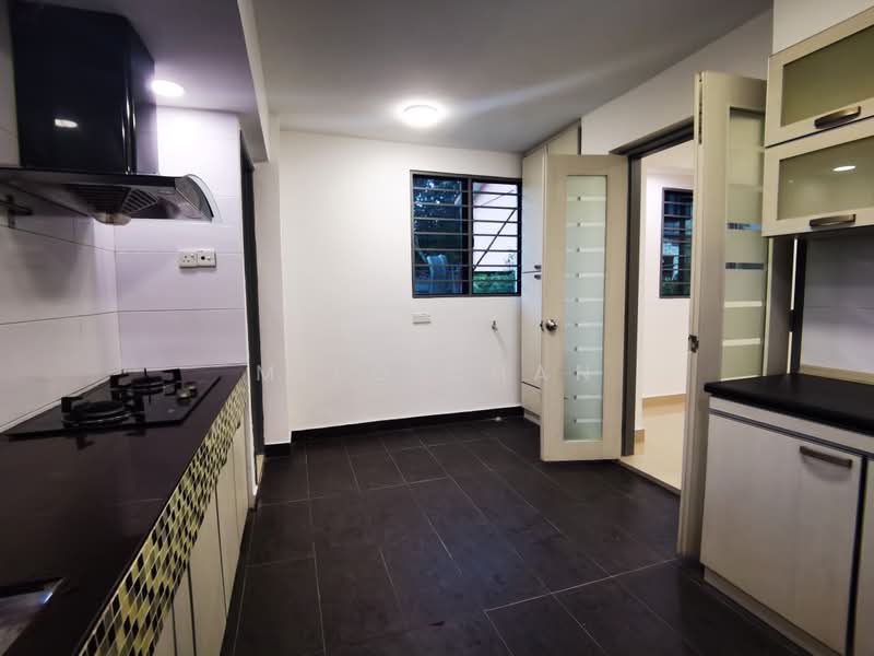 Rumah Teres 2-Tingkat untuk Dijual di Taman Bukit Serdang (Seri Kembangan) - Milo Chan - Kitchen - PropertyGuru.com.my