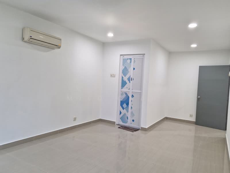 Rumah Teres 2-Tingkat untuk Dijual di Taman Bukit Serdang (Seri Kembangan) - Milo Chan - Interior - PropertyGuru.com.my