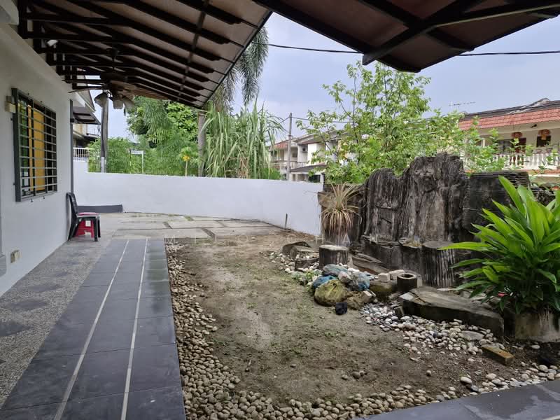 Rumah Teres 2-Tingkat untuk Dijual di Taman Bukit Serdang (Seri Kembangan) - Milo Chan - Exterior - PropertyGuru.com.my