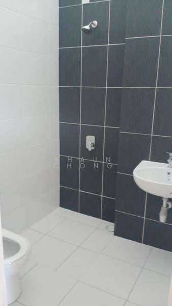 Rumah Teres 2 Tingkat untuk Disewa di Eco Majestic (Semenyih) - Shaun Chong - Bathroom - PropertyGuru.com.my
