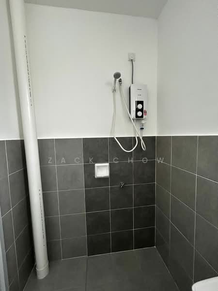 Rumah Teres 2 Tingkat untuk Dijual di Taman Bestari Perdana (Pasir Gudang) - Zack Chow - Bathroom - PropertyGuru.com.my