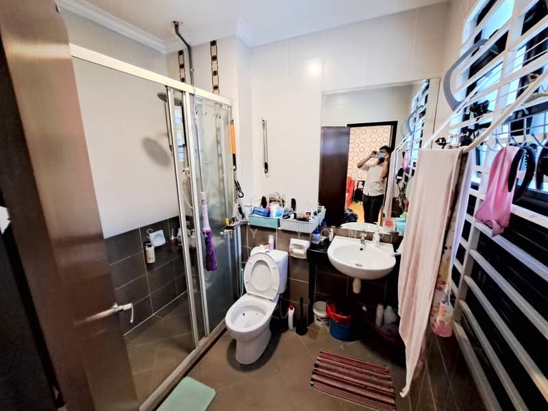 Rumah Teres 2 Tingkat untuk Dijual di Bandar Kinrara Seksyen 5 (Bandar Kinrara) - SUNNY YONG - Bathroom - PropertyGuru.com.my