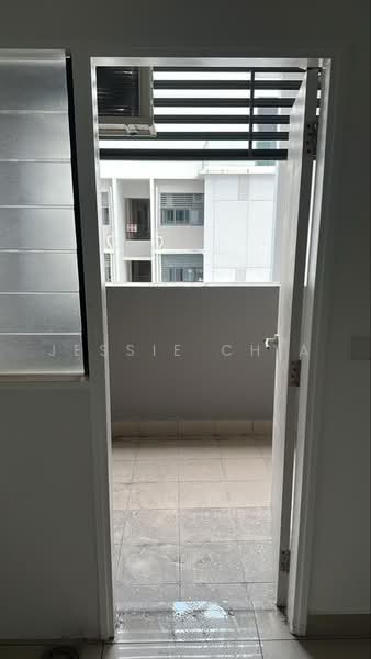 Servis Apartment untuk Dijual di Akasa - Jessie Chia - Balcony - PropertyGuru.com.my