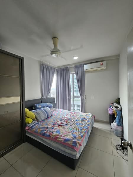 Service Residence for Sale at Maxim Residences - Kah Hing - Bedroom - PropertyGuru.com.my
