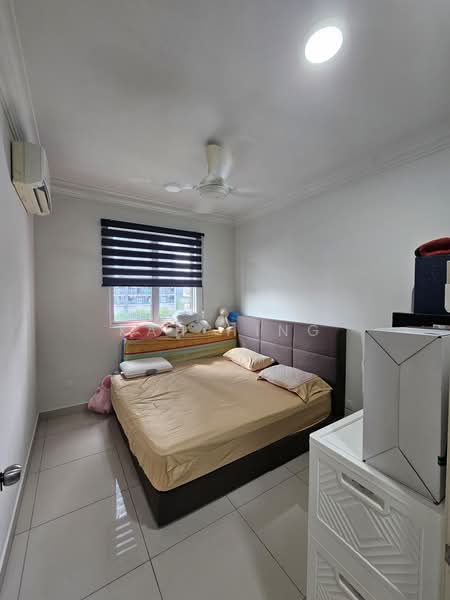 Service Residence for Sale at Maxim Residences - Kah Hing - Bedroom - PropertyGuru.com.my
