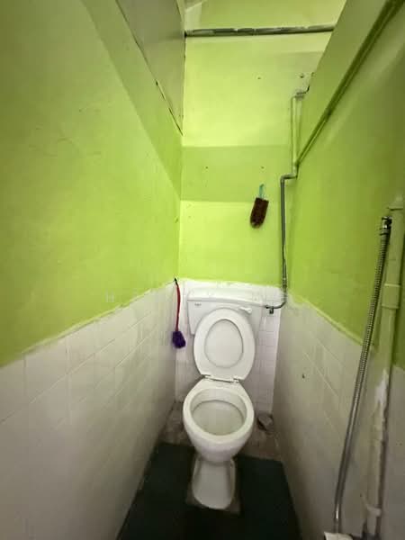 Rumah Teres 1 Tingkat untuk Dijual di Taman Keladi (Sungai Petani) - Henry Ng - Bathroom - PropertyGuru.com.my