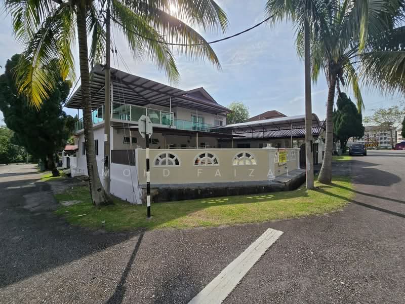 Rumah Berkembar untuk Dijual di Seremban (Negeri Sembilan) - Mohd Faizal - Exterior - PropertyGuru.com.my