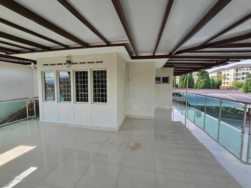 Rumah Berkembar untuk Dijual di Seremban (Negeri Sembilan) - Mohd Faizal - Balcony - PropertyGuru.com.my