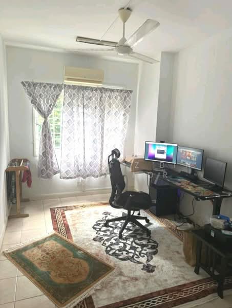 Condominium for Rent at Desa Putra - Norhafiz Bin Mohd Nor - Study - PropertyGuru.com.my