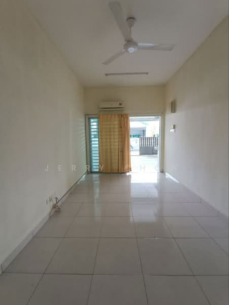 Terraced House for Sale in Batu Gajah (Perak) - Jerry Chow - Living Room - PropertyGuru.com.my