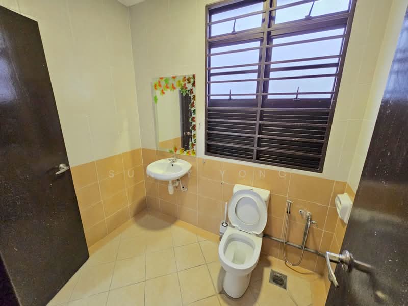 Rumah Teres 2 Tingkat untuk Dijual di Bandar Kinrara Seksyen 5 (Bandar Kinrara) - SUNNY YONG - Bathroom - PropertyGuru.com.my