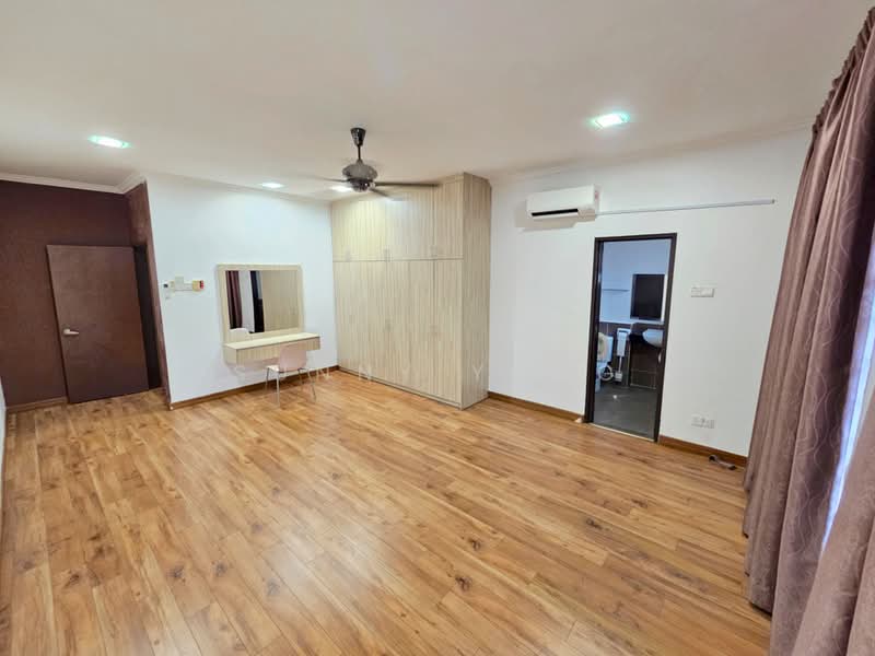 Rumah Teres 2 Tingkat untuk Dijual di Bandar Kinrara Seksyen 5 (Bandar Kinrara) - SUNNY YONG - Bedroom - PropertyGuru.com.my