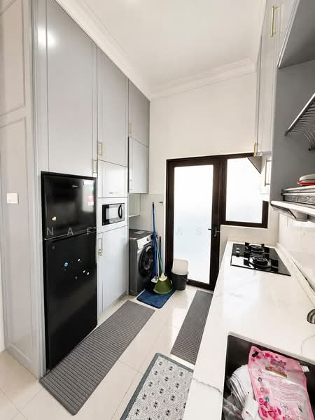 Rumah Teres untuk Dijual di Eco Grandeur (Puncak Alam) - Nafis Hashim - Kitchen - PropertyGuru.com.my